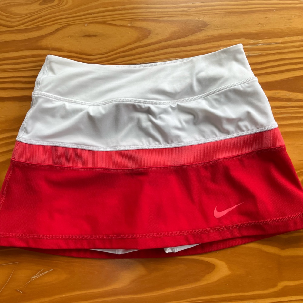 Nike tennis skirt with liner